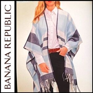 NWT Banana Republic Blue & White Cashmere Blend Wrap